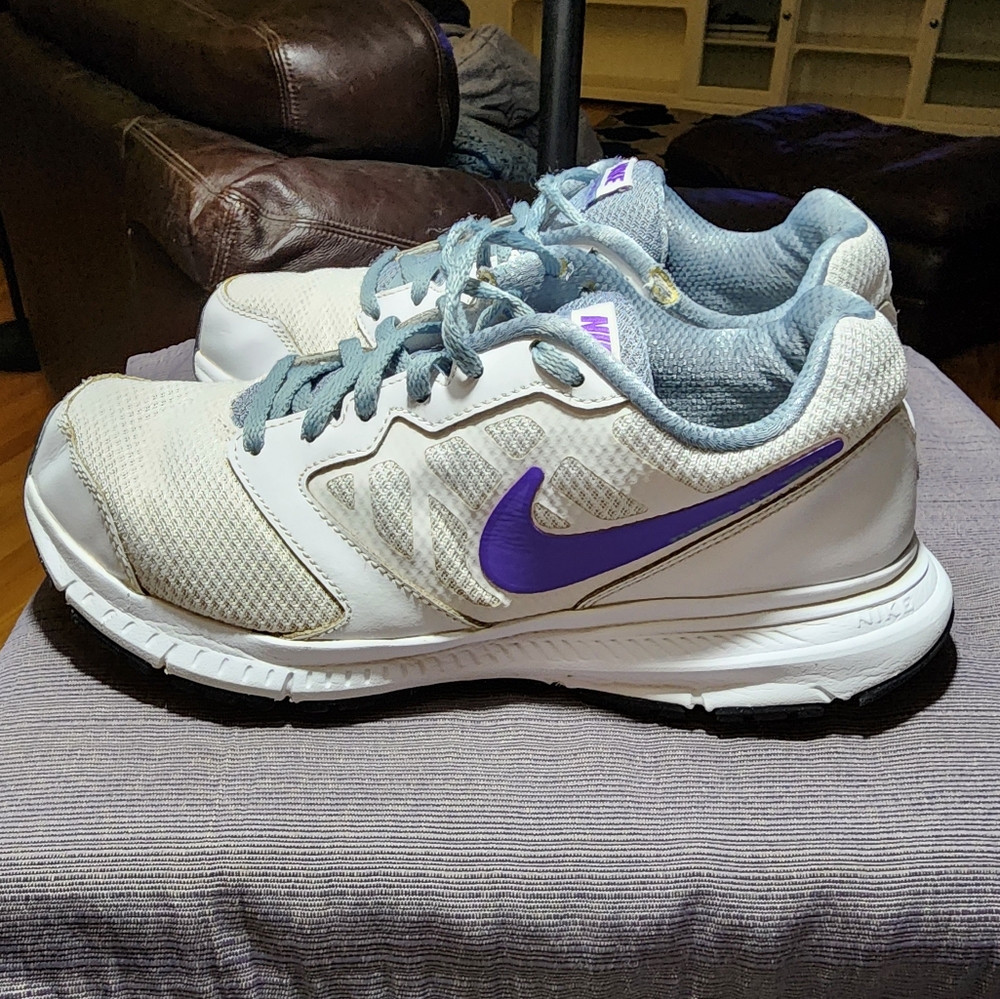Nike Downshift Trail 6 running shoes size 8 5